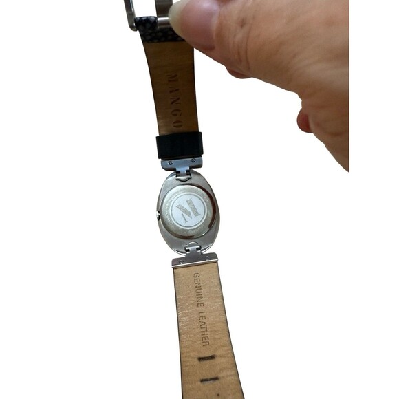 Mango Watch Oval Case Pebbled Leather Band - Picture 3 of 5